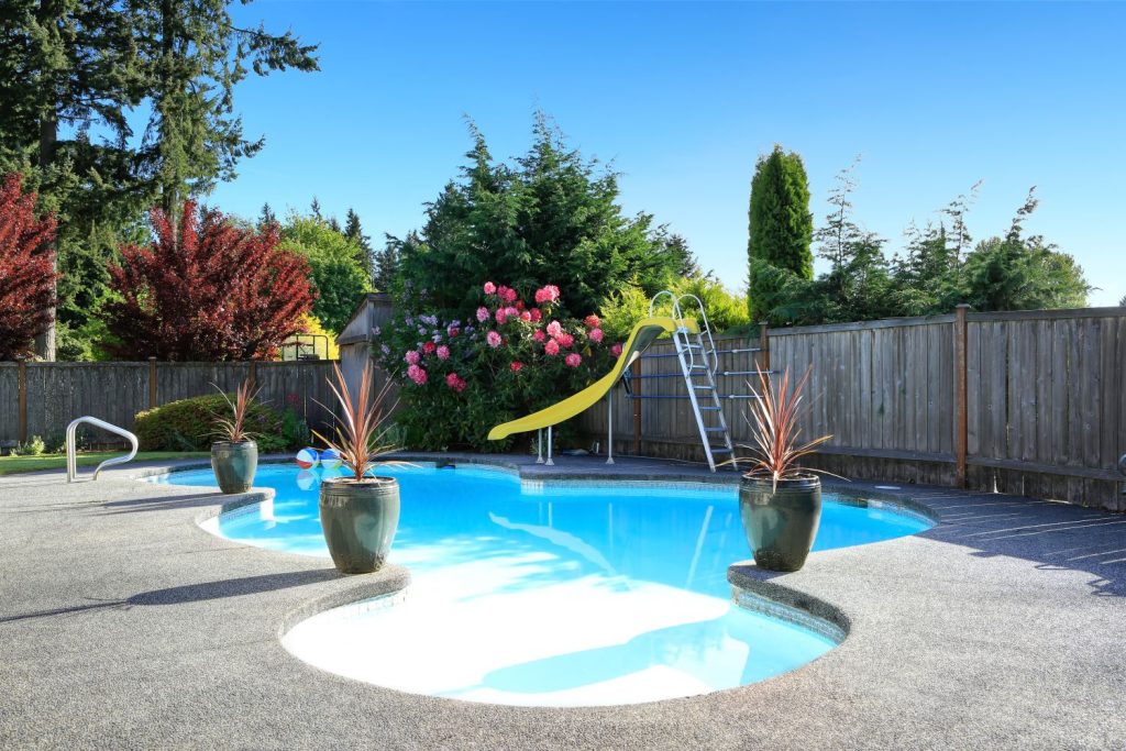 pearland pool builders
